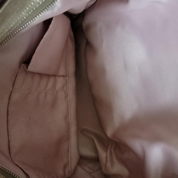 Gold Coach Hobo - Picture 8 of 9